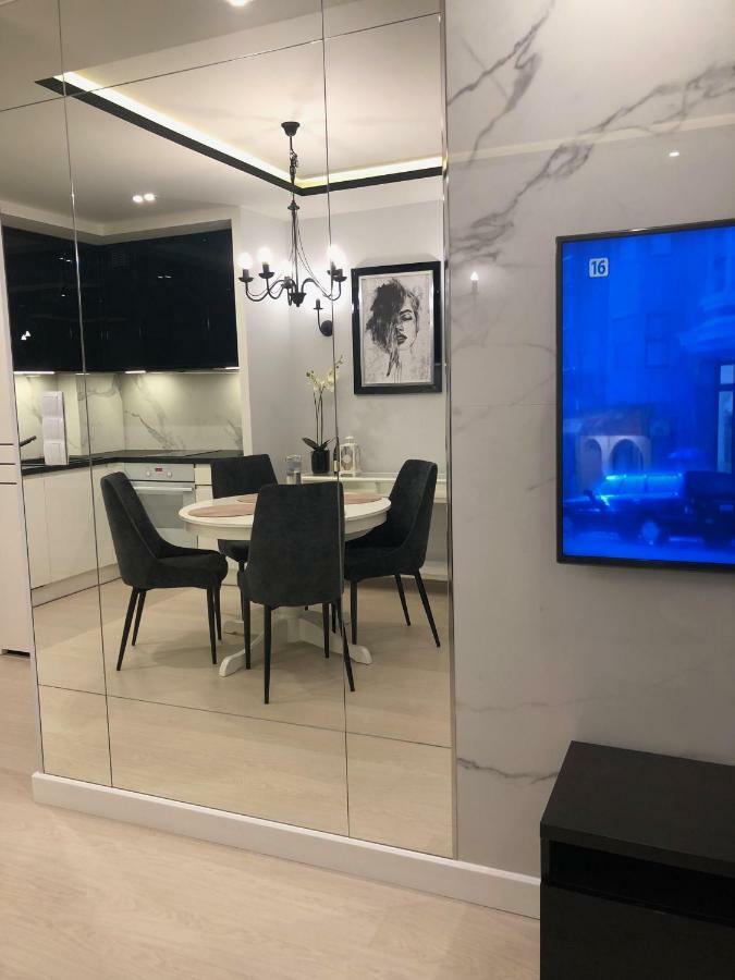 Apartament Blizej Morza Sorrento Z Garazem 코워브제크 외부 사진