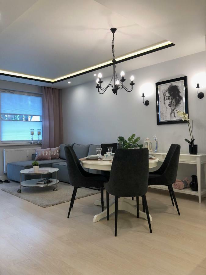 Apartament Blizej Morza Sorrento Z Garazem 코워브제크 외부 사진